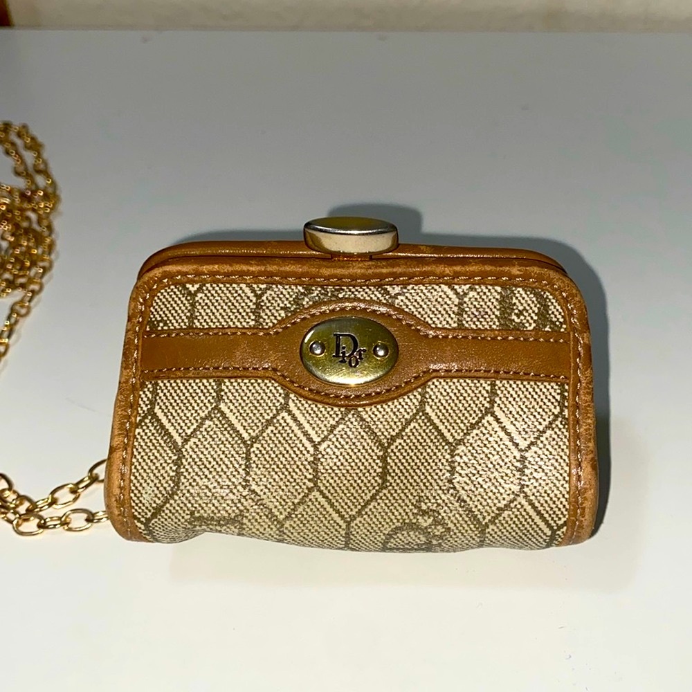 DIOR KISS LOCK VINTAGE COIN POUCH